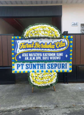 Papan Bunga Duka di Mahakeret Timur
