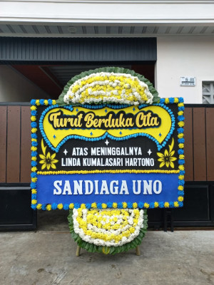 Papan Bunga Duka di Mahakeret Timur
